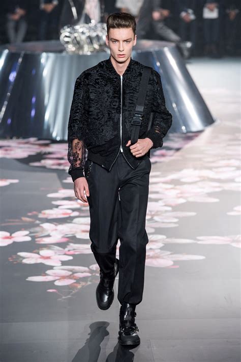 dior outfit men's|dior men's collection.